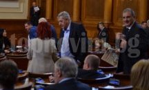 Закриха предсрочно комисията за Русия и Турция, БСП се чувства като тоалетна хартия