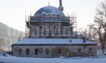 Петима души бяха убити при стрелба в джамия в Канада