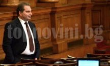 Караджов: Протестът на такситата е театър на 4 фирми на банка, прокурори и депутати