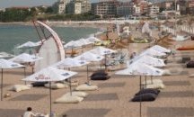 Община Царево търси фирма, която да запази морето в Лозенец чисто