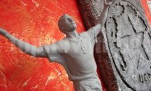 Откриват статуя на Христо Стоичков