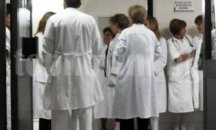 Лекарите от Сандански излизат на протест