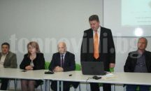 Бизнесът да влезе в училищата, предлагат в Стара Загора