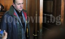Оправдаха Вальо Топлото по две обвинения за валутни престъпления