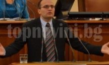 КС може да отмени решението за заплатите във ВСС, допусна Мартин Димитров