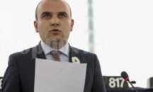 Очаквано Илхан Кючюк остава начело на младежкото ДПС