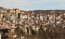Пролетен пленер в Стария Търновград събира творци, ученици и деца