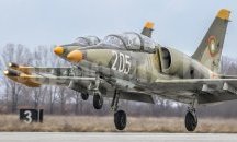 Полетите от „Хийтроу“ и „Гетуик“ остават спрени до края на деня
