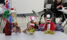 Деца и родители поставиха театрално представление с изработени от тях кукли