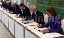 Външните министри на страните от Г-7 призоваха за „свят без ядрени оръжия“ и борба срещу „Ислямска държава“