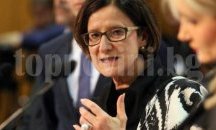 Вътрешният министър на Австрия се оттегля от поста, заместникът й ще продължи твърдата политика към бежанците
