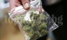 Сложиха белезниците на двама наркодилъри в Поморие