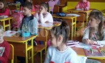 Търговищки ученици се включиха в похода на книгите