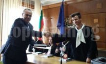Александър Ганев от Езиковата гимназия в Разград е победителят в конкурса за есе на тема "Моето най-важно човешко право"