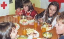 Събират пари за безплатен обяд на бедни ученици в Търговище