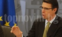 Испански министър подаде оставка заради досиетата „Панама“