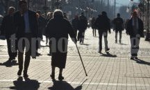 Нацията ни продължава да намалява и старее, сочи официалната статистика