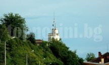 Вятър със скорост над 86 км./ч. бушува в Русе