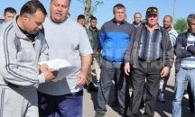 Фермери излизат на протест днес край Клокотница заради избиването на болни крави