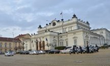 Парламентът отхвърли вота на недоверие