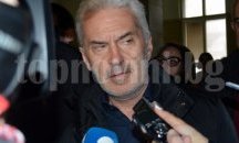 Година пробация за Сидеров заради удар на полицай