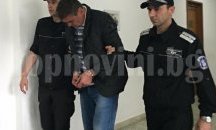 Изненада: Пуснаха убиеца от Несебър у дома