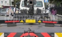 Паяци ще вдигат коли около храмове по Великден