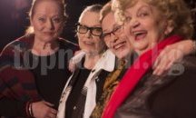 Татяна Лолова и Цветана Манева на вечерно кафе с почитателите си в „Перото“