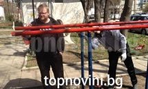 Пролетно почистване обединява жителите на кв. „Сарафово“