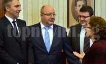 Основното постижение на кабинета "Орешарски" беше връщането на демокрацията, убеден е Карадайъ