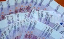 Румънка укри 100 000 евро около кръста си