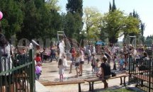 42.7 години е средната възраст на населението в Стара Загора