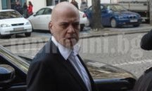 Окончателно: Референдумът на Слави ще е заедно с президентските избори