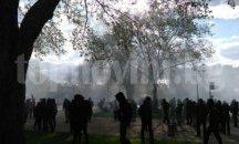 Сблъсъци между протестиращи и полиция във Франция