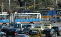 Стреляха с въздушна пушка по тролей в столицата