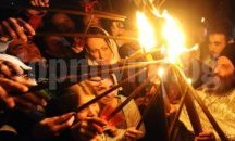 Старозагорци носят Благодатния огън до българския манастир в Атон