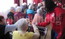 БЧК Сливен с благотворителна акция при възрастни хора
