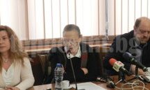 Зрелищен уличен спектакъл на старта на театралния фестивал