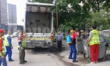 Дезинфекцират контейнерите в Русе