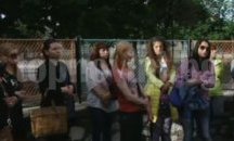 Пловдивски родители на протест срещу сливането на училищата "Г. Бенковски" и "Д. Хаджидеков"