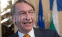 Политическото влияние върху медиите е сериозен проблем, смята посланикът на Холандия