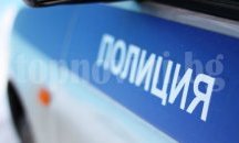 Задържаха млад мъж, потрошил два автомобила в „Аспарухово“