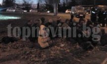 Микробус с 39 афганистанци катастрофира край Бургас