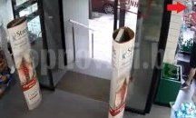 Обраха аптека в София посред бял ден (видео)