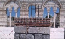 Каменна подова настилка дари за Голямата базилика в Плиска Румен Ралчев