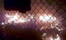 Пожар и сблъсъци между мигранти в център за бежанци на остров Лесбос