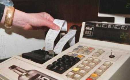Бизнесът определи масовата подмяна на касови апарати като пореден удар за икономиката