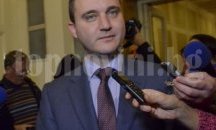 Горанов: Държавата не е в позиция да взема решение по сделката за ЧЕЗ