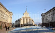 Парламентът се мести в Партийния дом след 2 г., срещу 19,5 млн. лв.