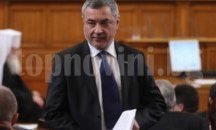 Валери Симеонов обезпокоен: Мутри, чалга певици и футболисти влизат в парламента при мажоритарен вот